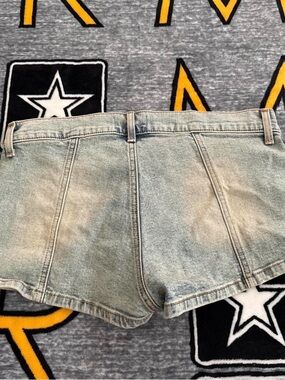 Light Wash Denim Women’s Shorts